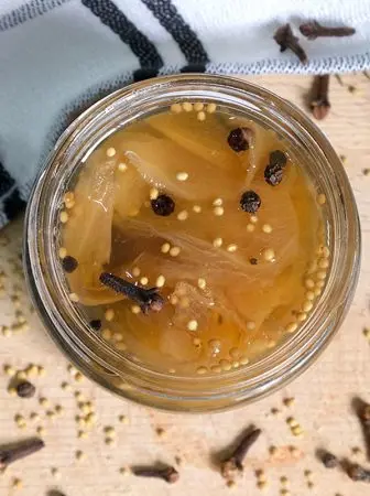 Каперсы из сосновых шишек маринованные с имбирем, 200 мл Каперсы из сосновых шишек маринованные с имбирем, 200 мл